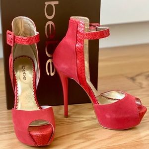 bebe “Lucie” Suede Leather Peep Toe Sandals,Size 8